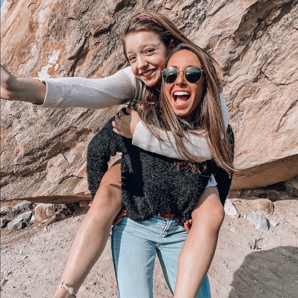 Meet your Posher, Gabby